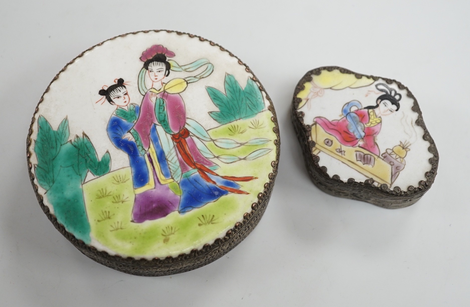 Two Chinese enamelled metal boxes, largest 10.5cm diameter